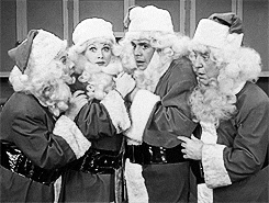 Grupka Mikołajów przed pracą